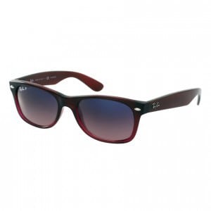 Ray Ban wayfarers always a good look