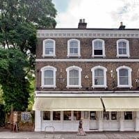 Hampshire Hog 'Pub & Pantry' With Disabled Facilities