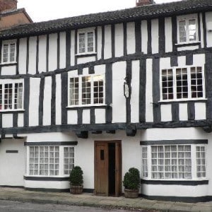 Merchants Tavern