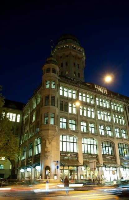 Brasserie Lipp Zurich. At Ground Floor With Smooth Flooring. 