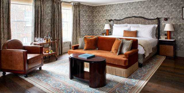 Kettner's Townhouse Medium Bedrooms Have Wet Rooms &amp; Appropriate Grab Bars. Suitable For Disabled People